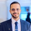 صورة صاحب مقدم العرض