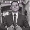 صورة صاحب مقدم العرض