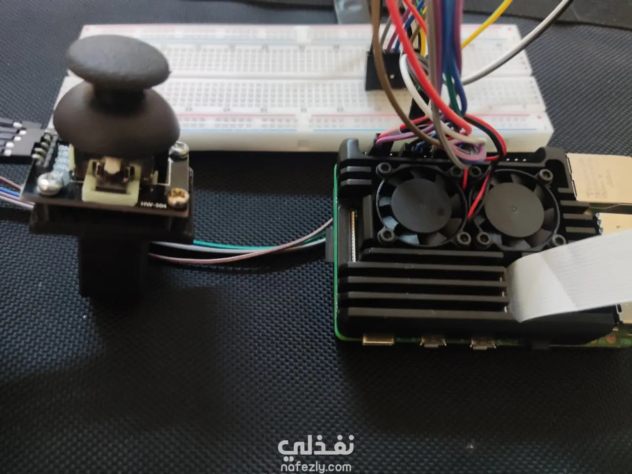 مشروع نظارات ذكية (Smart Glasses) لذوي الإعاقة البصرية بالذكاء الاصطناعي