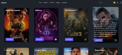 تطبيق أنيق لاكتشاف الأفلام، حفظ المفضلة، مع ميزات تبديل الثيم وتسجيل مستخدمين