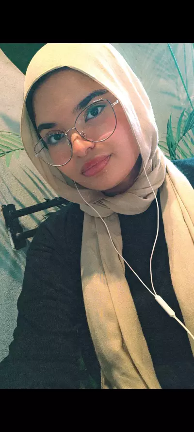 مقال عن السوشيال ميديا