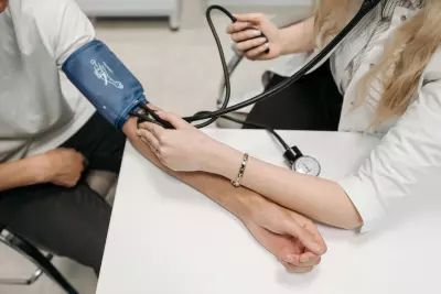 ترجمة طبية جاهزة لمقال عن ارتفاع ضغط الدم من مصدر موثوق (Mayo Clinic)