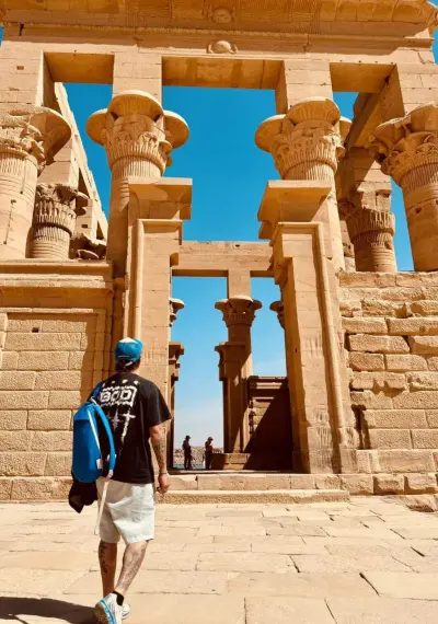 ترافل فن (للسياحه والنقل)