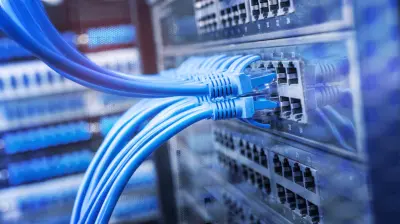 تصميم شبكات عليcisco-packet-tracer