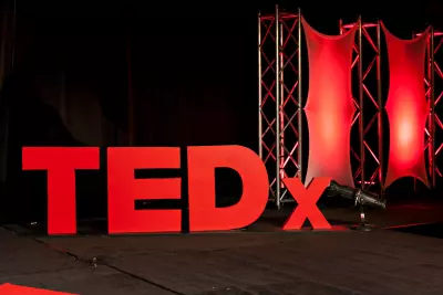 تصميمات ل منشورات علي الفيس بوك خاصة ب TEDx