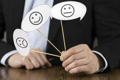 Customer behavior analysis based on unlabeled data