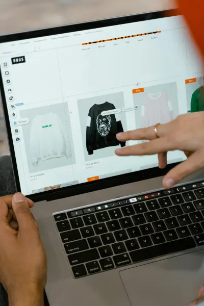 تصميم وبرمجة موقع تجاره الكتروني متجاوب علي جميع الشاشات