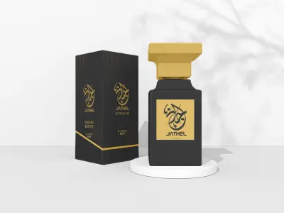نمودج تصميم قارورة عطر مع الشعار