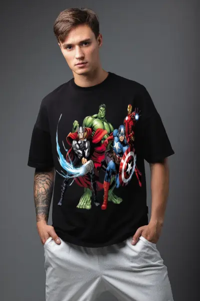 عمل تصميمات لتيشرتات شبابية