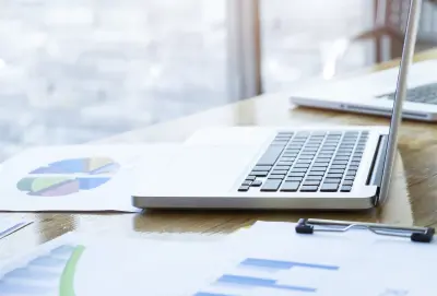 إعداد دراسة الجدوى: متى تصبح الأرقام صحيحة… لكن القرار خاطئ؟