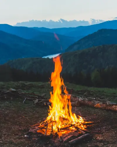 هيرو سكشن لصفحة تخييم