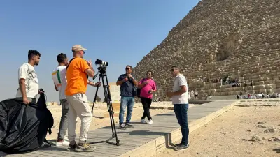 مخرج أفلام وثائقية ومصور ومونتير ومدير مواقع تواصل