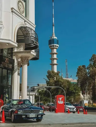 بيع تصاميم الشعارات والملابس