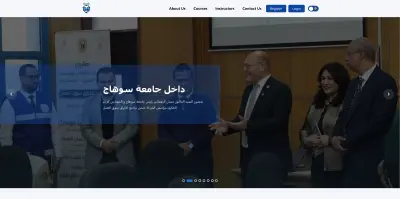 تطوير منصة إدارة مركز تعليمي كاملة مع لوحات تحكم متعددة الأدوار