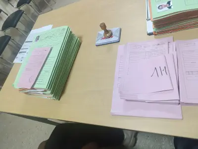 عمل اداري في مدرسة