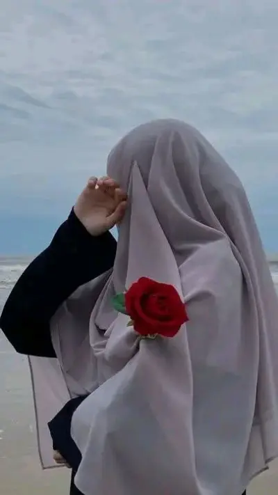 تصميمات سوشيال ميديا احترافية + إعلان ممول + لوجو وهوية بصرية