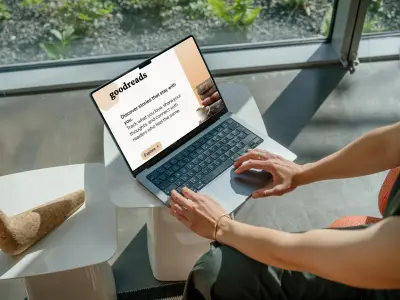 تصميم نظام متكامل (UI/UX) بواجهات حديثة وهيكلة جاهزة للبرمجة