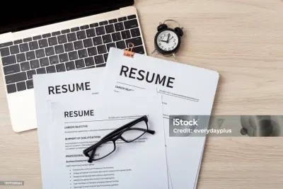 تحسين وكتابة CV احترافي متوافق مع أنظمة ATS