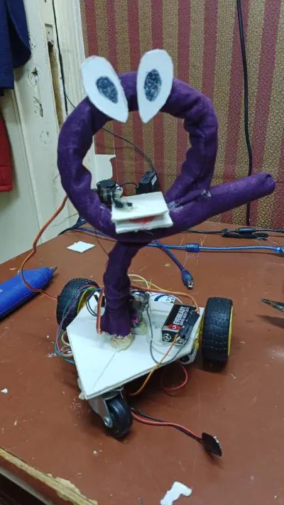 روبوت أنيماترونيك متفاعل مع الصوت