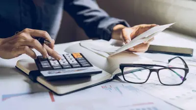 قيود يومية أعمال محاسبية وتسويات بنكية