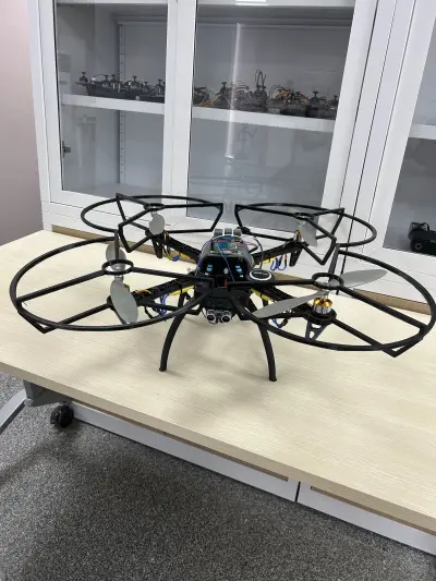 نظام مراقبة ذكي باستخدام طائرة بدون طيار (Autonomous Surveillance Drone System)