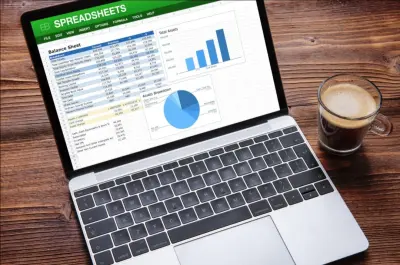 "إدخال بيانات بدقة وسرعة باستخدام Excel وWord"