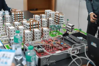 تطوير نظام Digital Twin ذكي لتحسين الاستجابة للطوارئ في المدن الذكية.