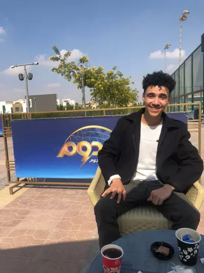 مرحبا انا جيمي فويس اوفر-معلق صوتي محترف