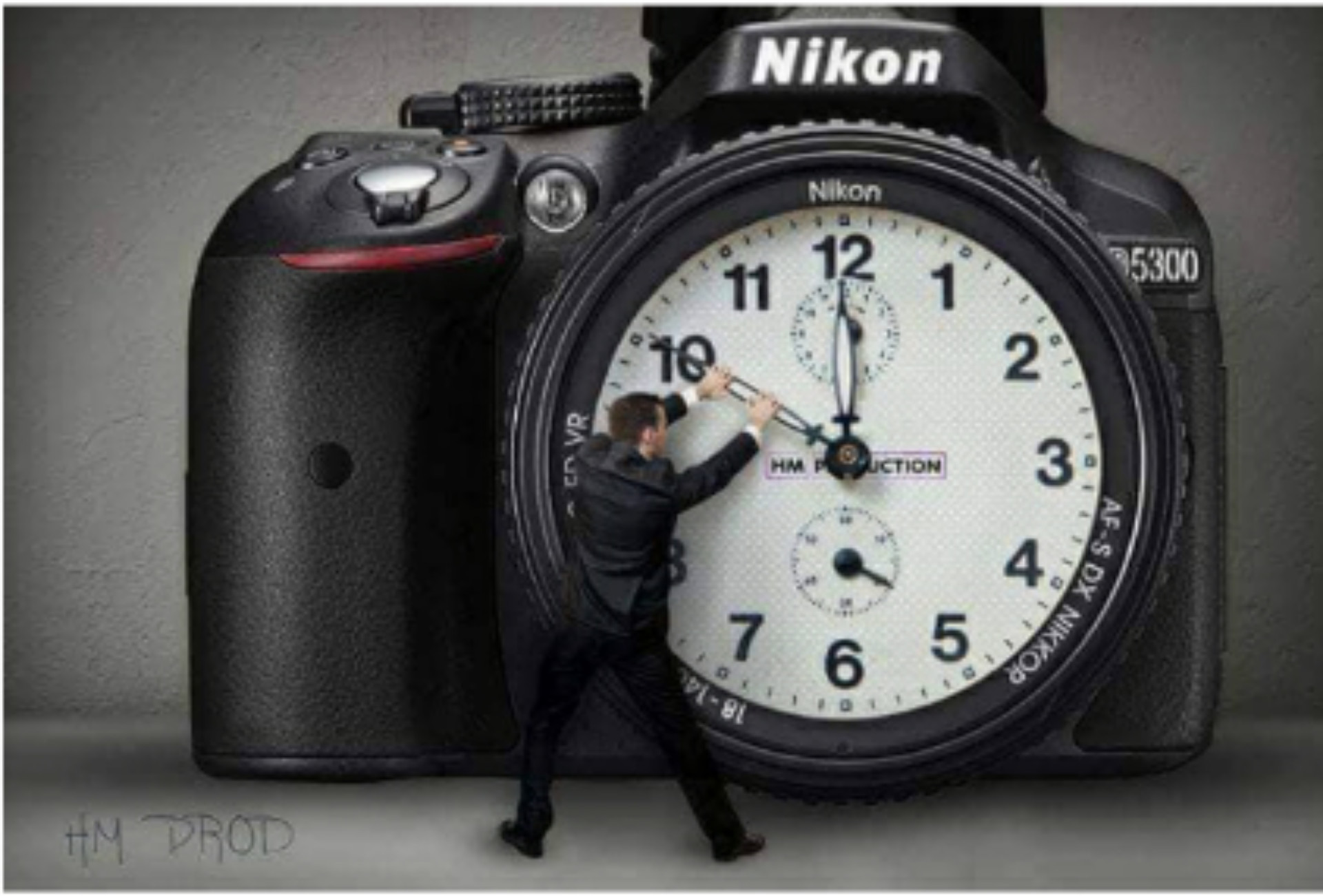 تصميم شعارات إحترافيه ولافتات بخطوط عربيه لأي مجال