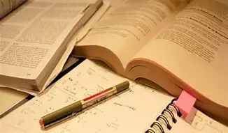 عمل بحث للمدرسة أو الجامعة