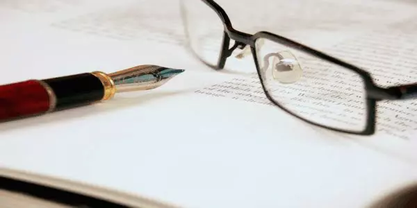 كتابة مقالات باللغة العربية خالية من الأخطاء