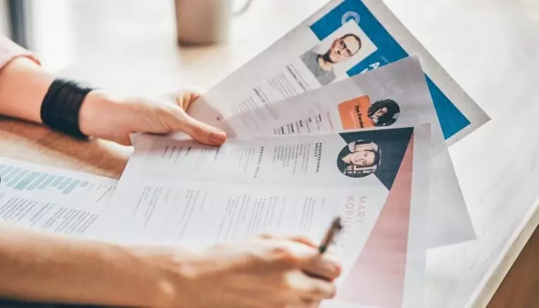 تصميم سيرة ذاتية عالية الجودة