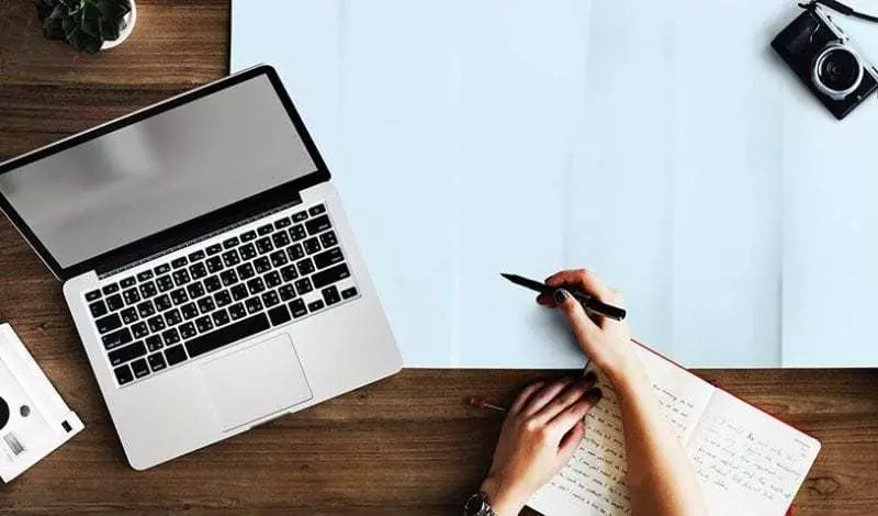 كتابة المقالات والمحتوى بكافة المجالات