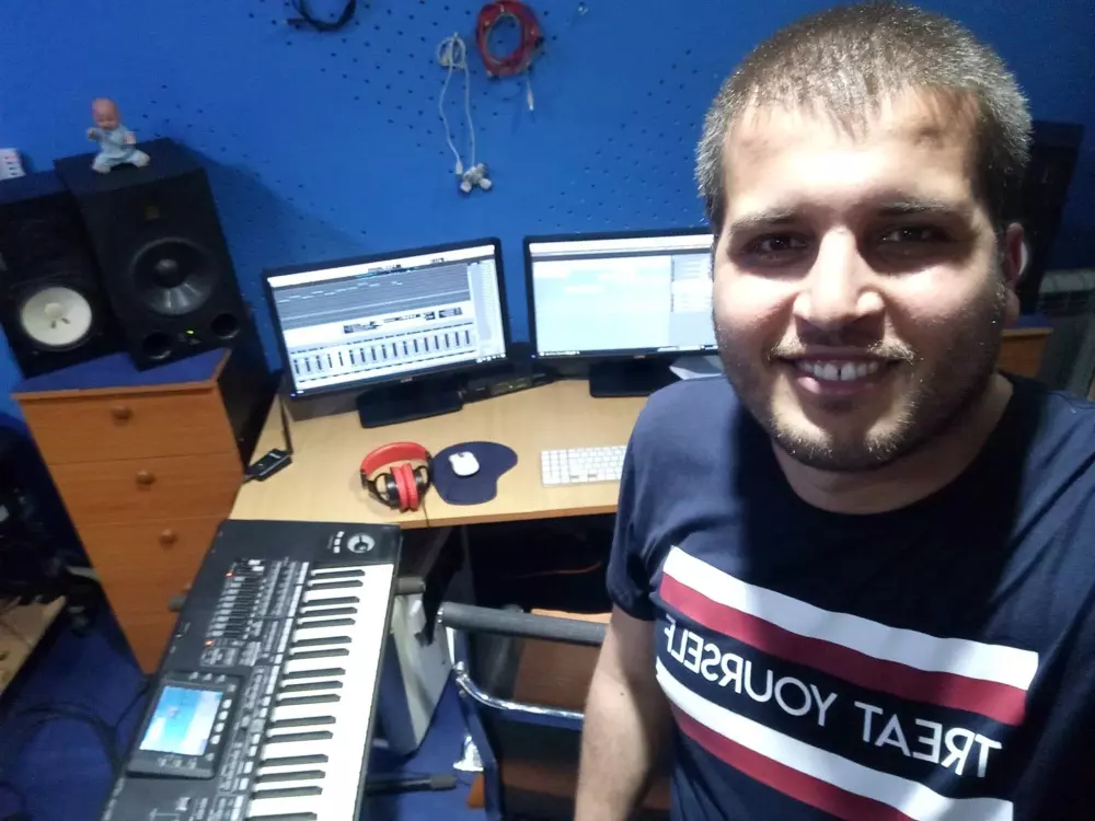 كتابة اغاني راب اشهارية