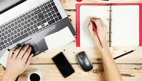 ترجمه من العربيه للانجليزيه