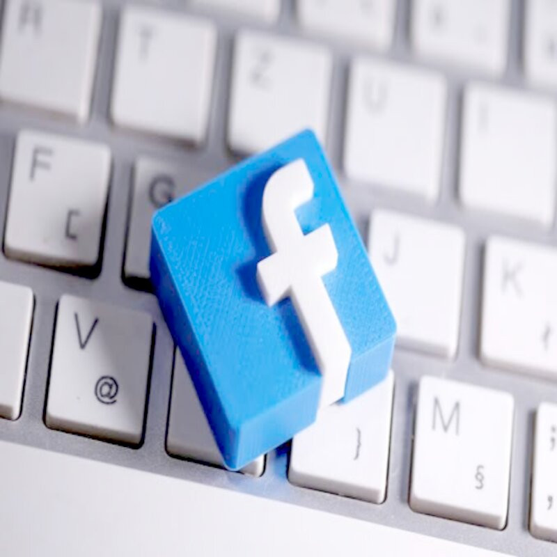 خدمة إدارة صفحات الفيسبوك يدوياً