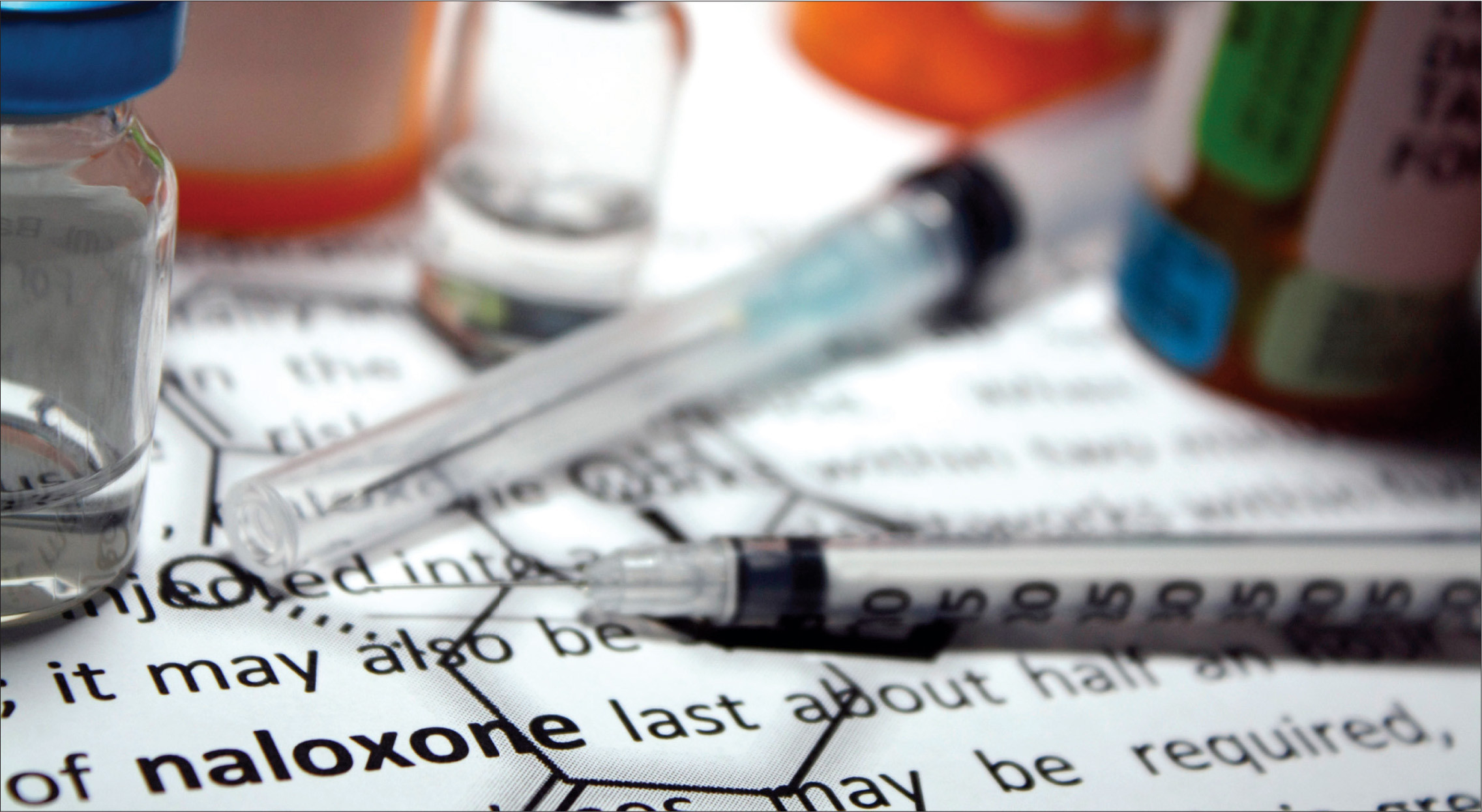 كتابة مقالات وأبحاث علمية في مجال الصيدلة