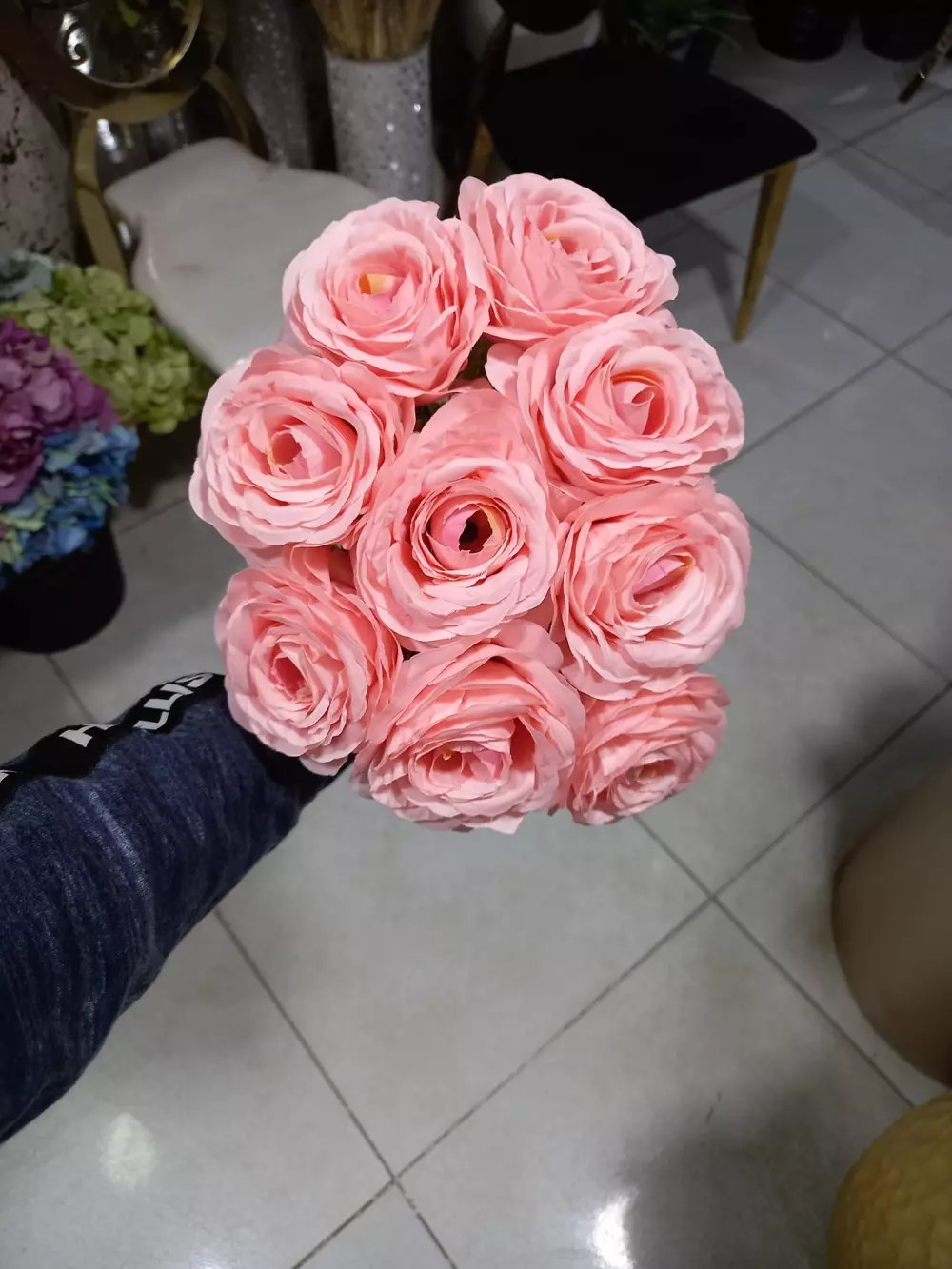 متخصصون في توريد وتجهيز مستلزمات الافراح