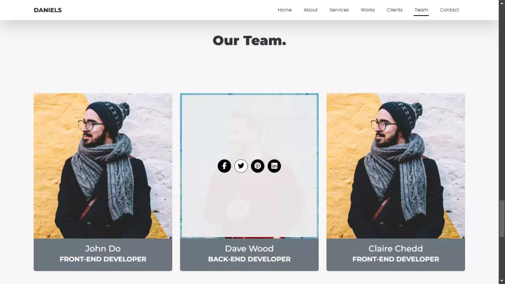تصميم موقع احترافي لعرض أعمالك وإبراز مهاراتك