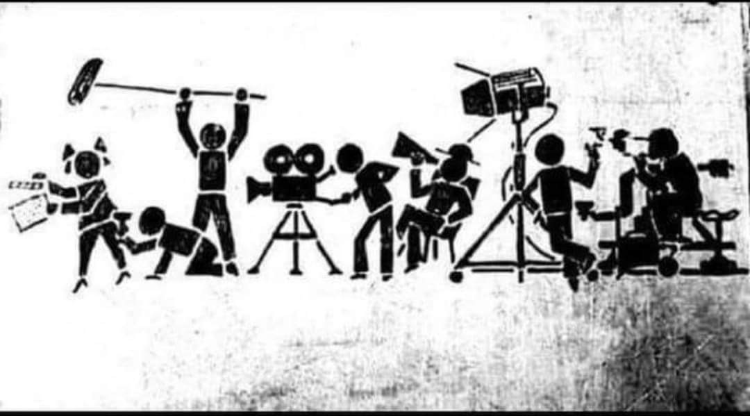 كتابة سيناريو لوحة درامية كوميدية أو درامية هادفة من 4 صفحات