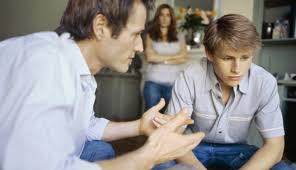 تقديم ارشاد اكاديمي لطلاب فرع الأدب والفلسة الثانوي