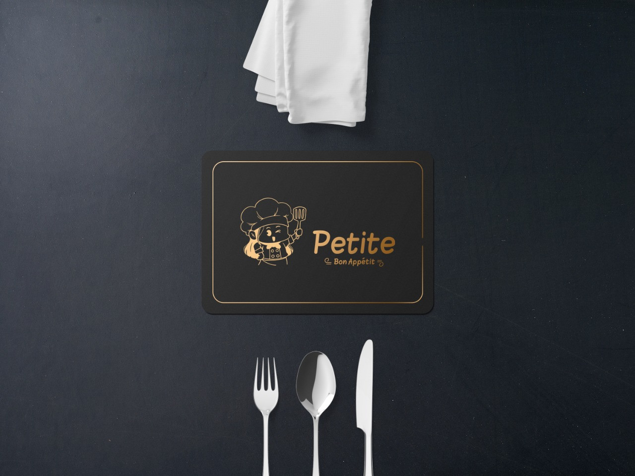 إخراج فني للشعار ليظهر بأجمل صورة