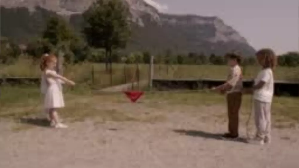 تصميم فيديو ابداعي بتقنية الويت بورد