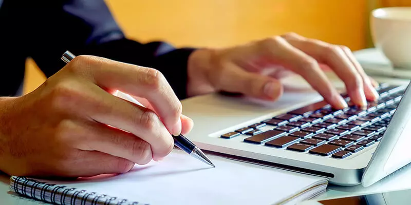 عمل بحث باللغة العربية للجامعة أو المدرسة بشكل احترافي ودقيق