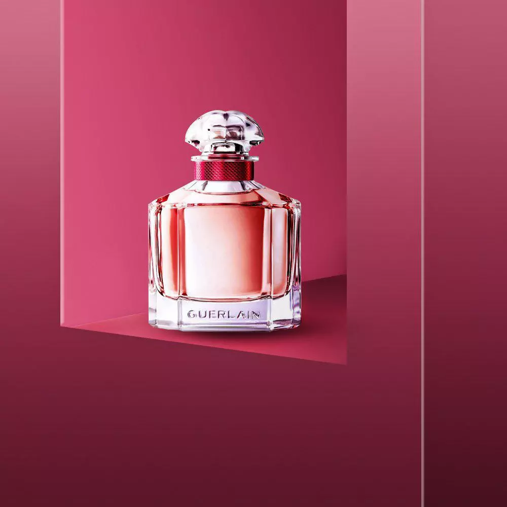 تصميم مواقع التواصل الاجتماعى و المنتجات