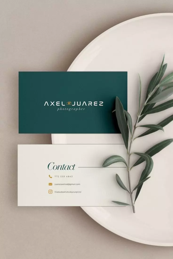 تصميم  وإنشاء logo احترافي و مختلف وعصري وهنا سوف اخصصه للوغو الكروت والهدايا ب 5$ فقط الواحد .