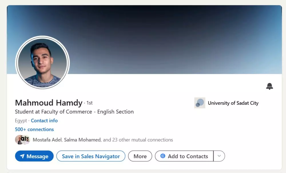 بناء بروفايل LinkedIn احترافي للموظفين والطلاب والشركات