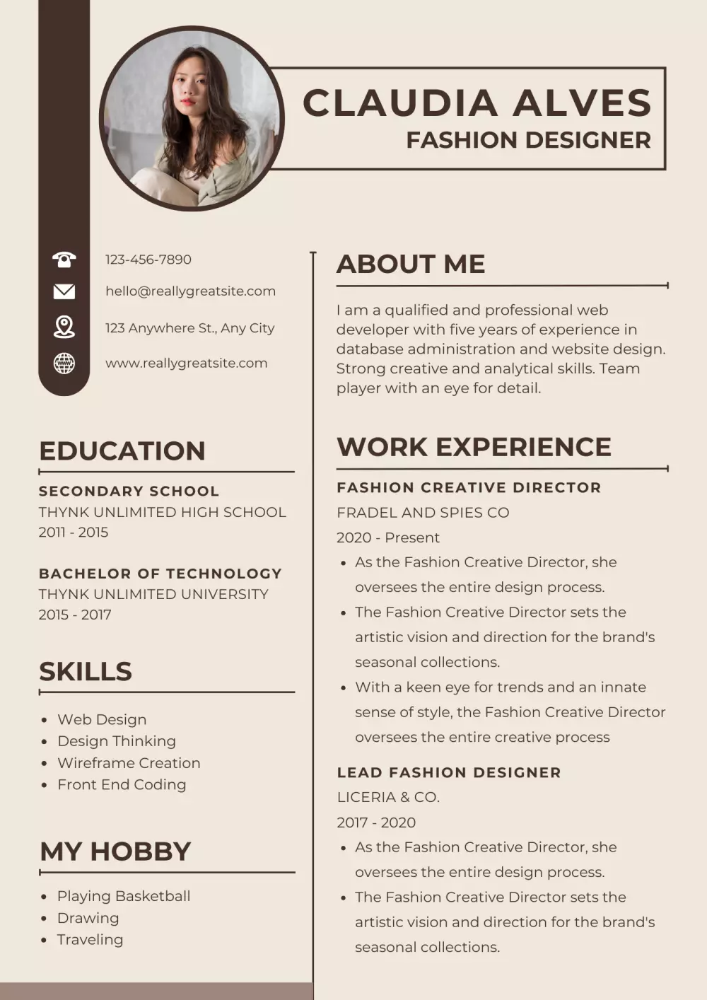 كتابة و تصميم سيرة ذاتية Resume / CV احترافية متوافقة مع نظام الـ ATS و تصميم Cover Letter و إنشاء LinkedIn احترافي.