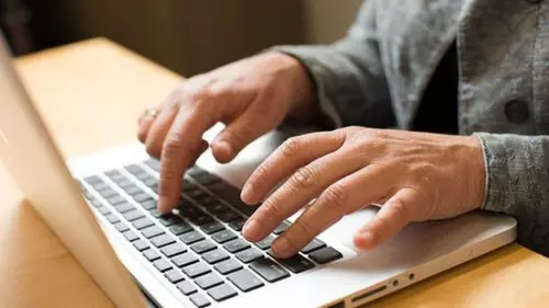 كتابة المقالات الحصرية