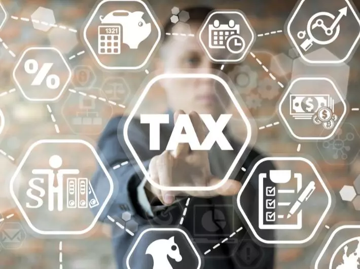 خدمات واستشارات ضريبية